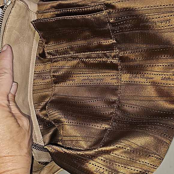 Salvatore Ferragamo Whipstich Gancini Nubuck Basketweave Shoulder Bag - EUC Rare - Picture 9 of 14